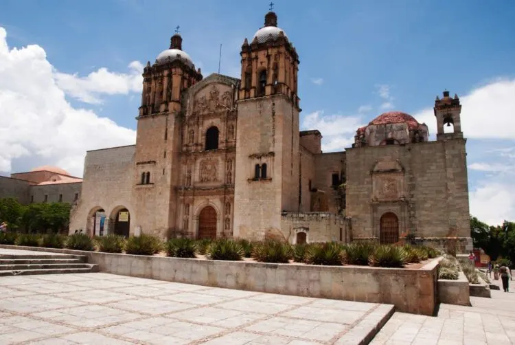 5 Best Ways To Get From Oaxaca Airport To Oaxaca City, Mexico