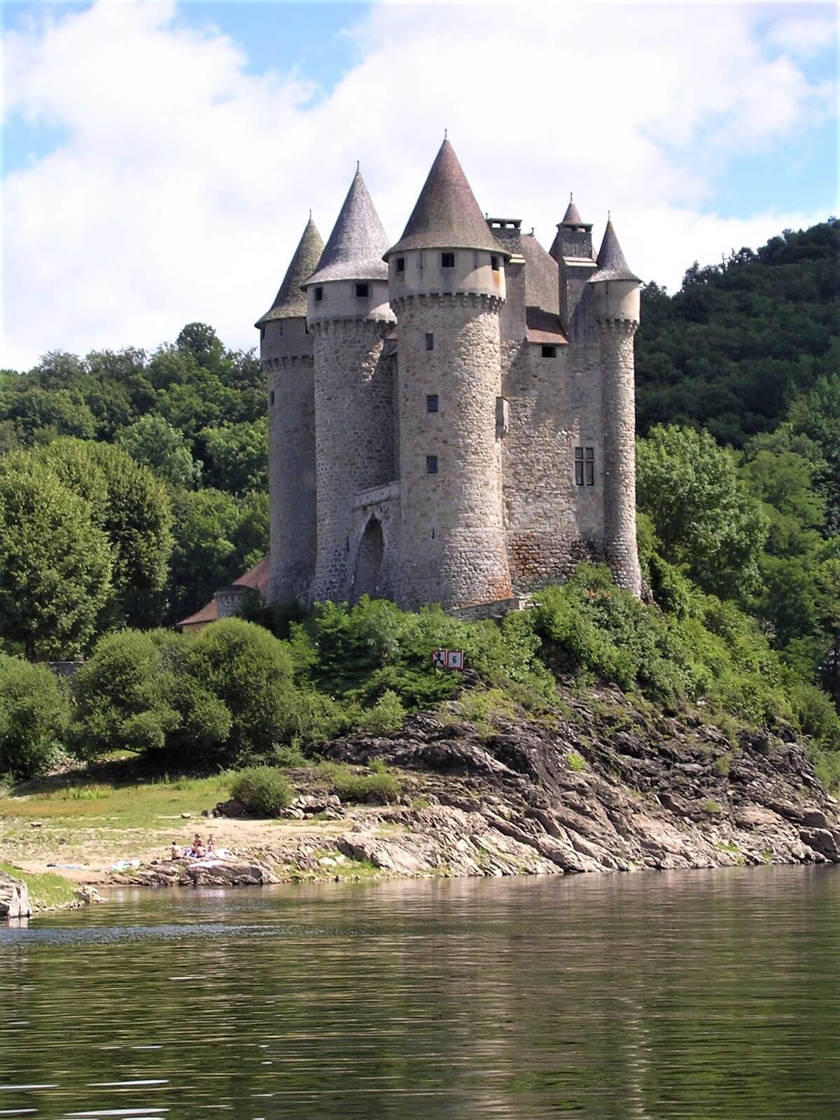 Château-de-val-castles-south-of-france