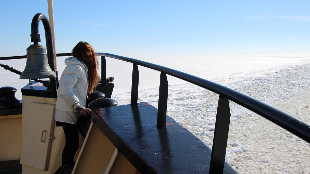 ice floating, icebreaker Sampo, Kemi, Lapland, Finland