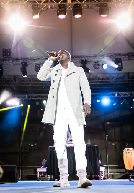 Akon, Reser Stadium, photo by Sal Barragan