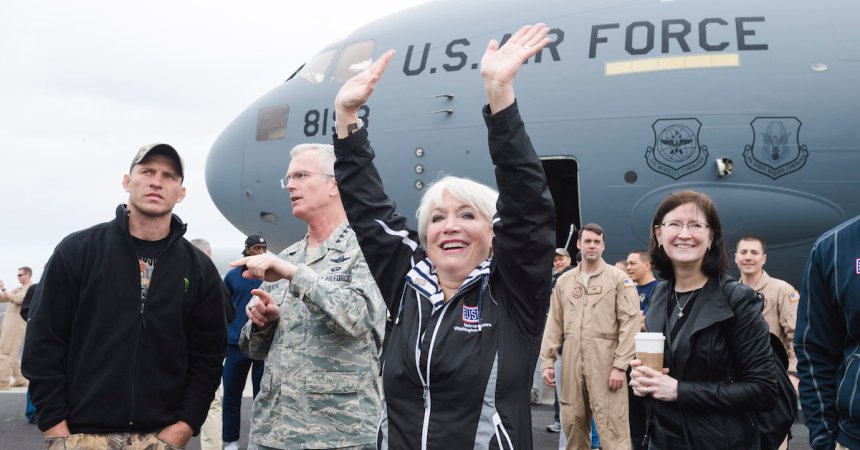 MIGHTY 25: Meet Elaine Rogers, USO-Metro’s shining star