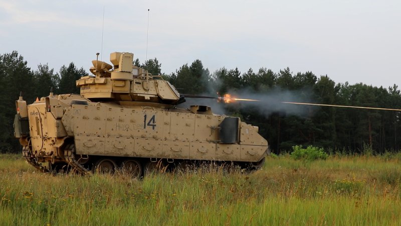 bradley fighting vehicle