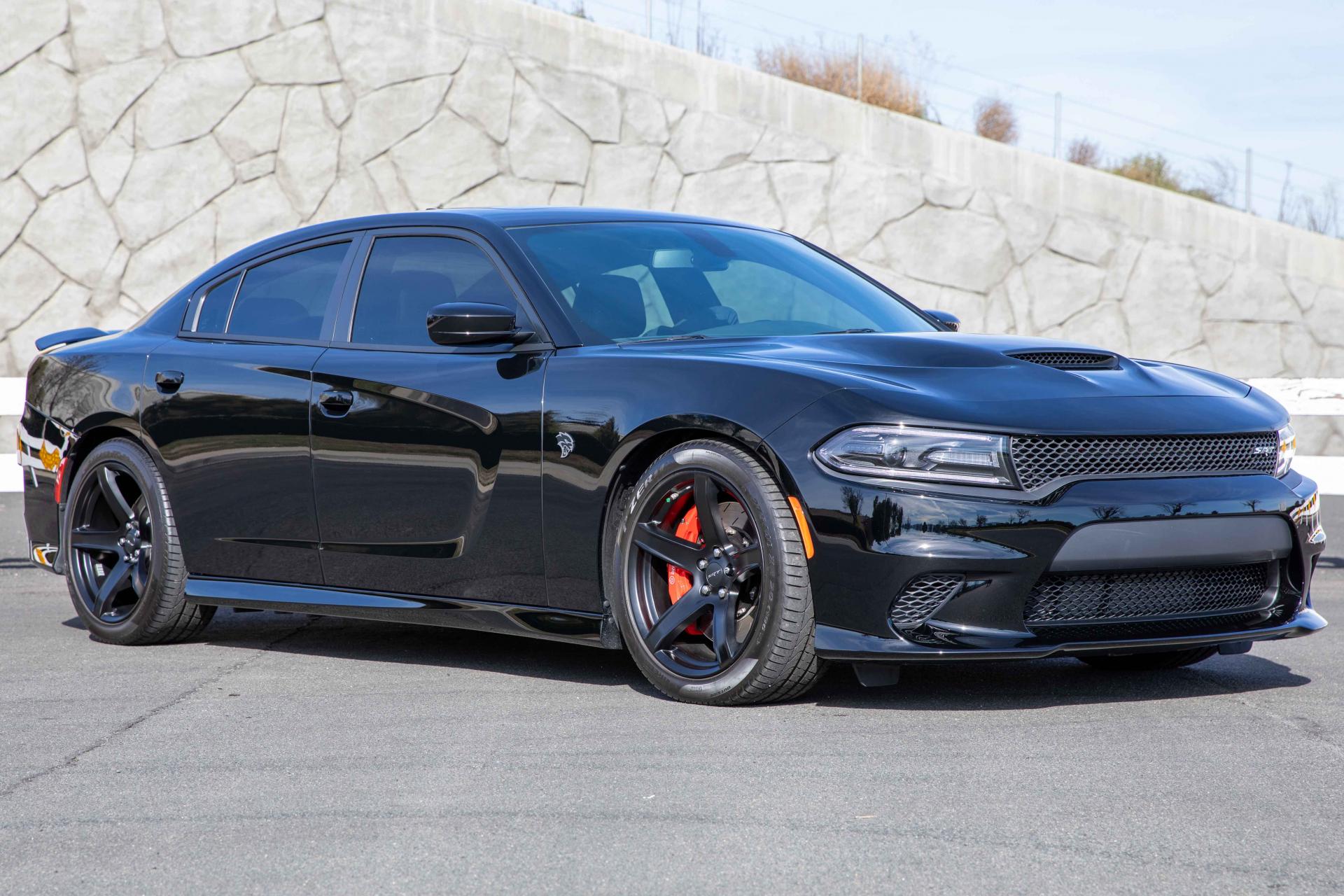 Dodge Charger Hellcat Review - auto.teknodaring