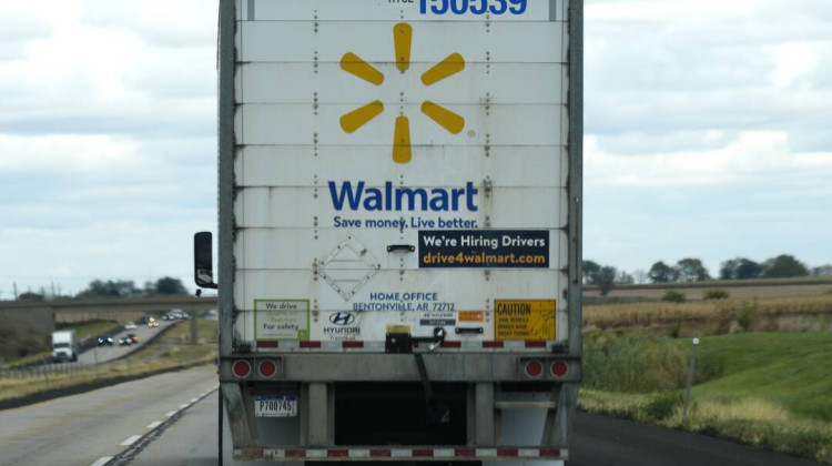 Walmart illegally opened delivery drivers' deposit accounts, U.S. says