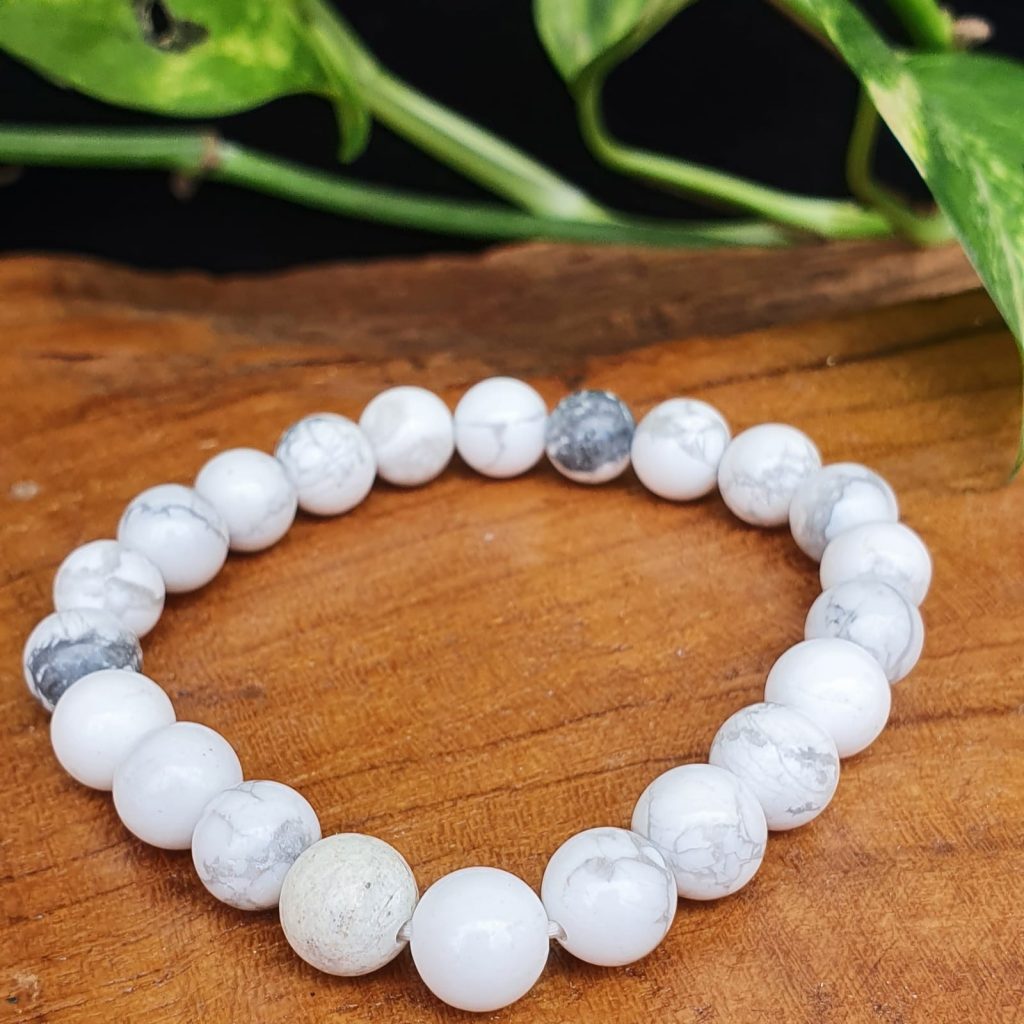 howlite bracelet