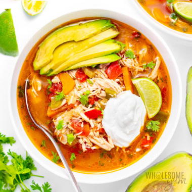 Mexican chicken soup (caldo de pollo) in a bowl.