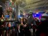 MELISSA MARTIN / WINNIPEG FREE PRESS
Football fans gather to take photos with the horse at the Calgary Grey Cup Committee party in Hamilton on Thursday evening.