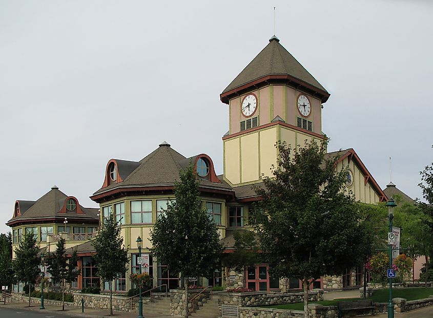 Qualicum Beach Town Hall. In Wikipedia. https://en.wikipedia.org/wiki/Qualicum_Beach By KenWalker kgw@lunar.ca - Own work, CC BY-SA 3.0, https://commons.wikimedia.org/w/index.php?curid=4625387