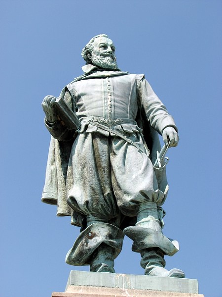 Statue of Captain John Smith