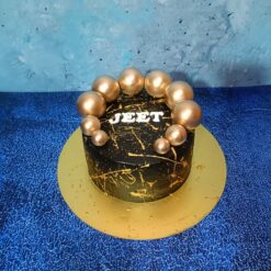 Chocolate Golden Balls Cake