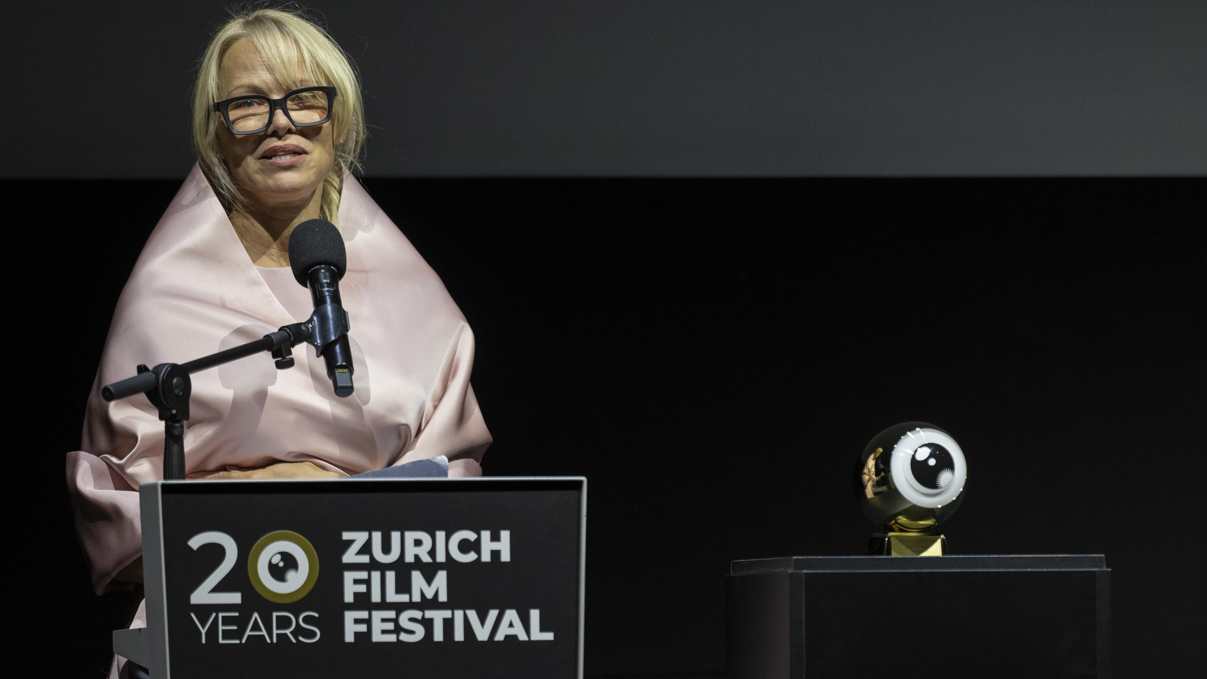 Pamela Anderson beim Züricher Filmfestival