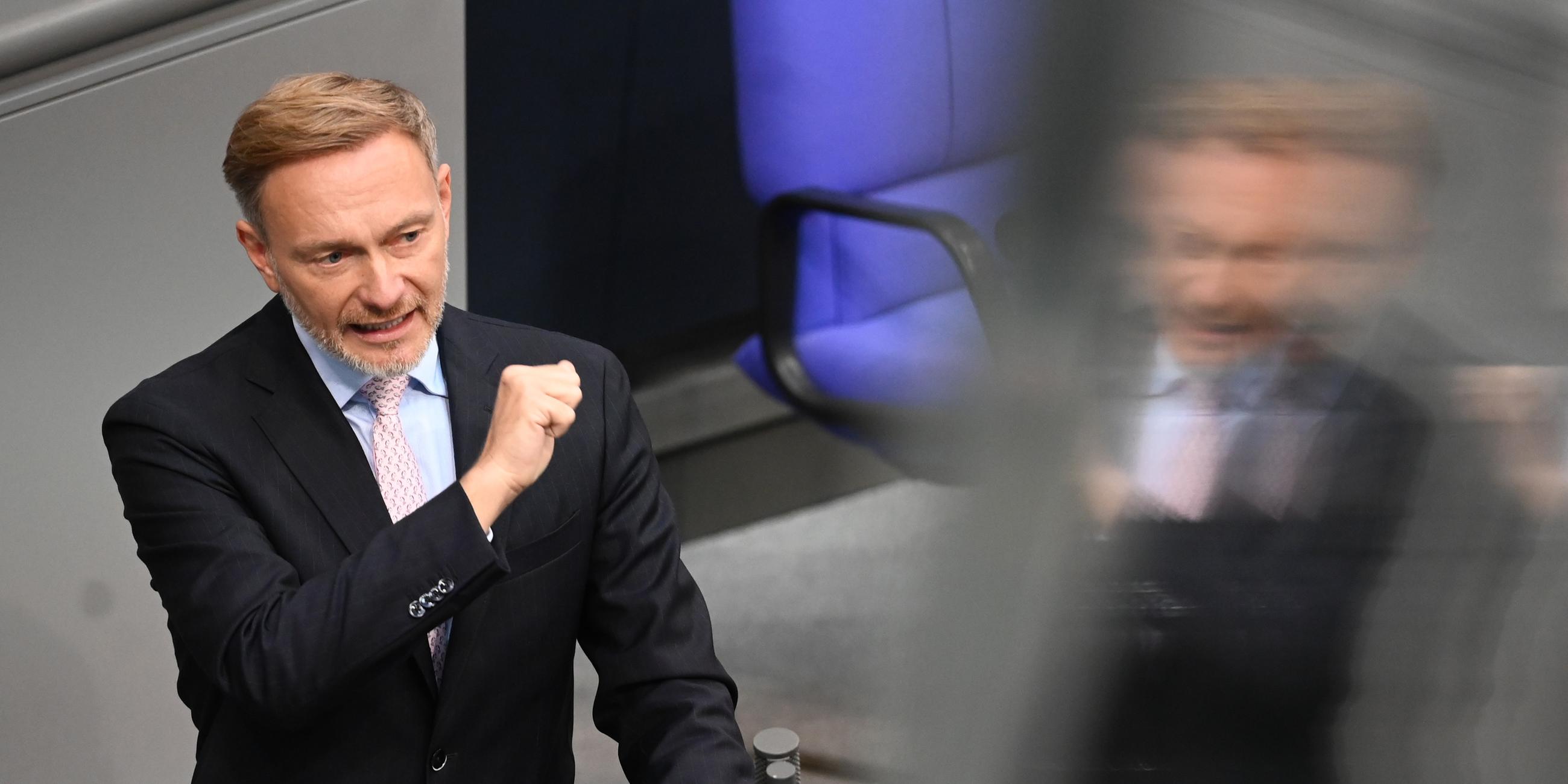 Christian Lindner spricht bei der Plenarsitzung im Deutschen Bundestag.