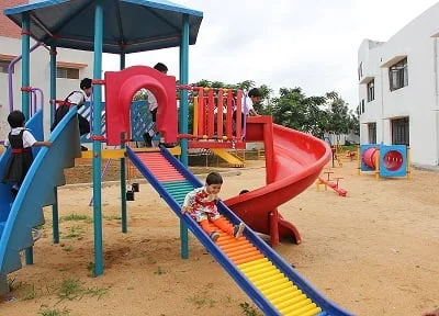 Silver Oaks International School_pp-play-area