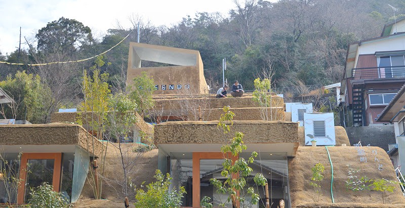 雑木林の連層長屋 宮脇町 ぐりんど GREENDO