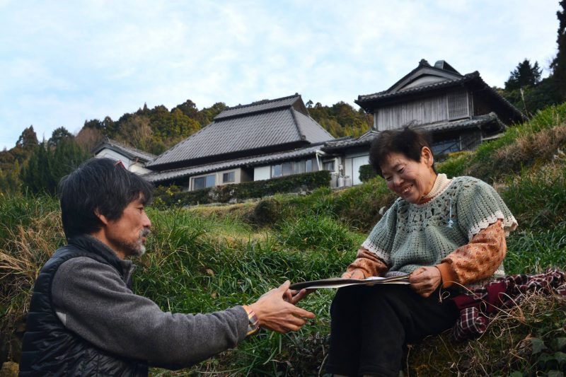 佐那河内村・蝮塚（はめづか）の岩佐さんの古民家へ