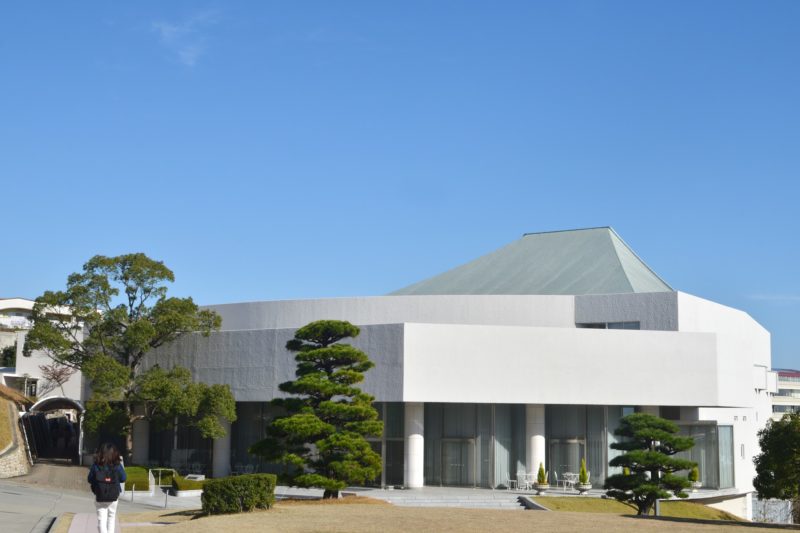 建築家・村野藤吾、神戸 甲南女子大学  – Konan Women’s University by Architect Tōgo Murano