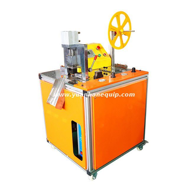 Ultrasonic Webbing Cutting Machine with Hole Puncher