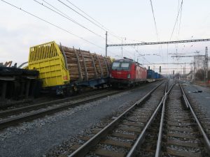 Srážka nákladních vlaků v Prosenicích. Foto: Drážní inspekce