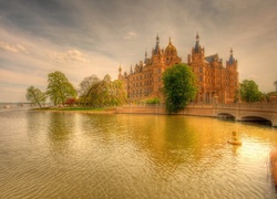 Zamek w Schwerinie, Schweriner Schloss, Jezioro Schweriner See, Miasto Schwerin, Meklemburgia, Niemcy